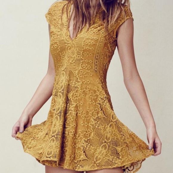 For Love And Lemons Dresses & Skirts - For love and lemons sienna mini dress